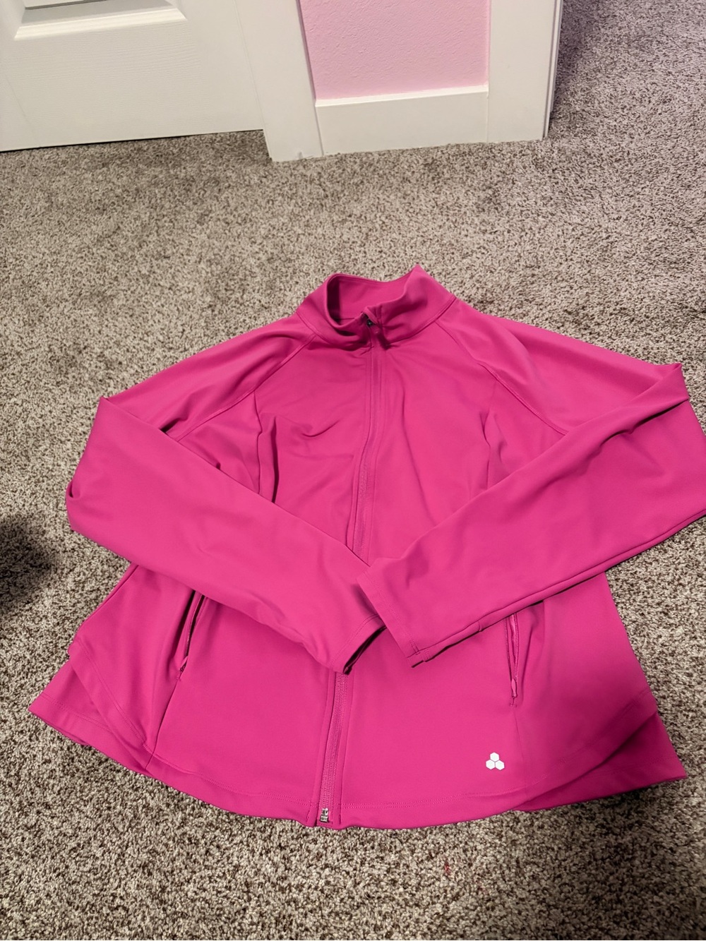 2 Pieces Bundle Women’s Performance/ Gym / workout Jacket XL and 1X